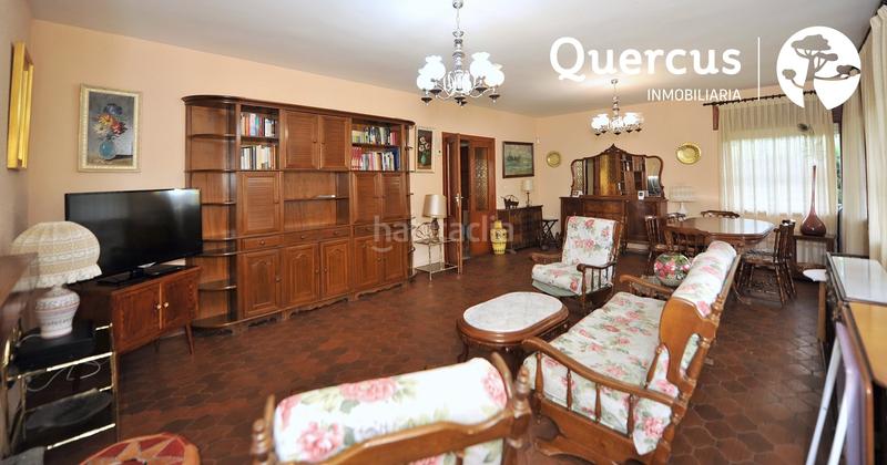 Foto ff7c7360-2a58-4534-b703-445a429a9590. Chalet with heating parking in Losa (La)