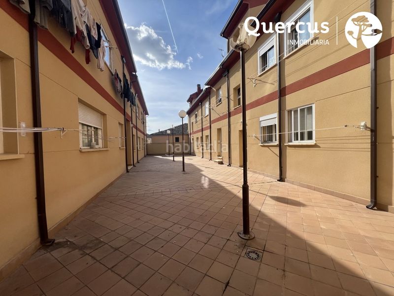 Foto 60ad054a-5ac8-48cb-81aa-20a49fa36e26. Pis amb calefacció aparcament a Espirdo