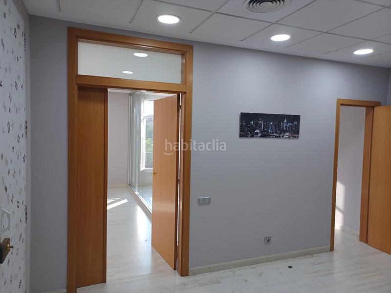 Foto 13f631b7-a24e-4bc9-9852-6df6a35bb9b3. Location bureau dans rambla nova 96 dans Eixample Tarragona
