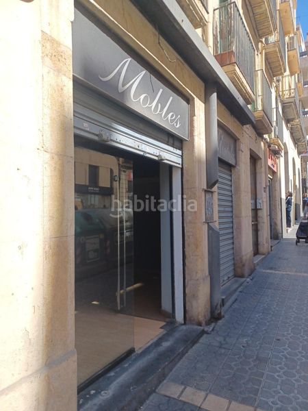 Foto c5be1769-014f-409c-a3fb-17dcbf1f8d7d. Location local commercial dans Eixample Tarragona