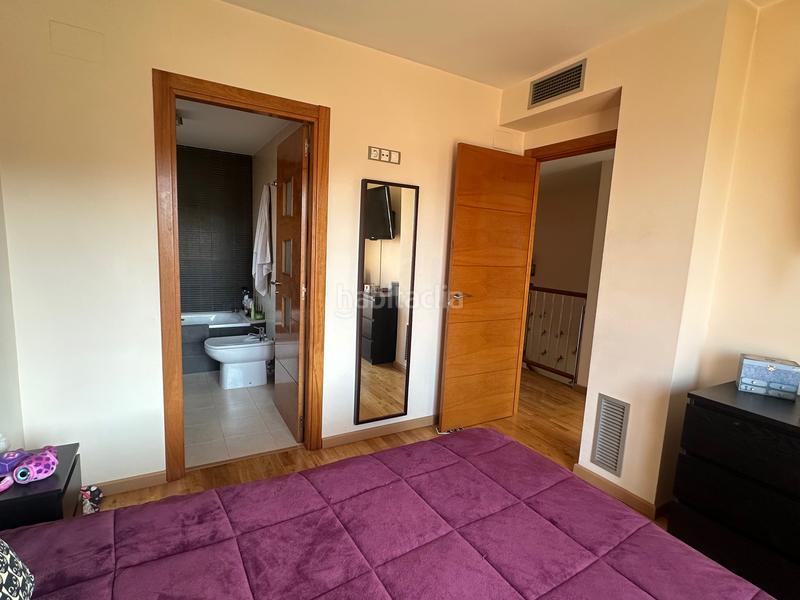 Foto a3a09ddc-0274-4a65-8456-48d61b5879bf. Casa aparellada amb xemeneia calefacció aparcament piscina a Pallaresos (Els)