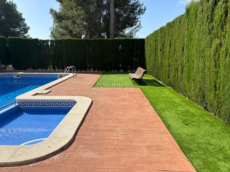 Foto c276bf60-2f6f-434b-82cd-fbb87af10a92. Casa aparellada amb xemeneia calefacció aparcament piscina a Pallaresos (Els)