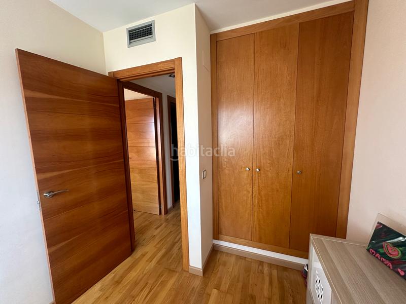 Foto f3277c82-cedd-4701-ae90-4365840fa3cf. Casa aparellada amb xemeneia calefacció aparcament piscina a Pallaresos (Els)