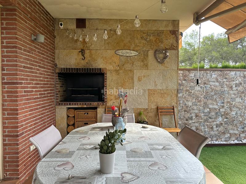 Foto f9658ace-a03d-4228-a4ed-89e9749f79d3. Casa aparellada amb xemeneia calefacció aparcament piscina a Pallaresos (Els)