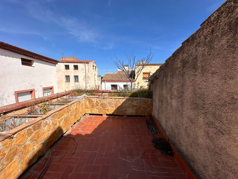 Foto 55d6ae0a-2edb-4312-8194-5819fbb8e4bc. Casa amb xemeneia calefacció aparcament a Perafort