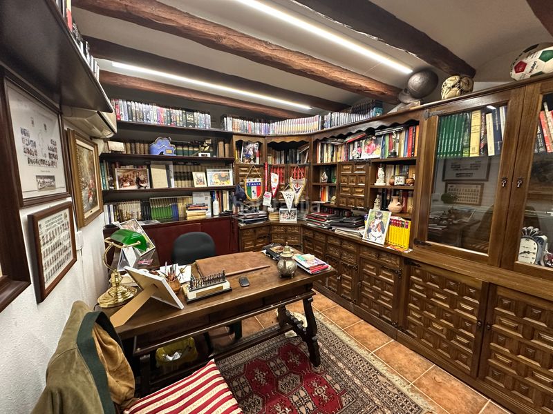 Foto 9c224329-8a75-40d2-b70d-8c593a718e8d. Casa amb xemeneia calefacció aparcament a Perafort