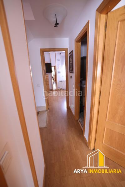 Foto 2f2be62d-a3e1-49f3-93e8-1961b8b4e32c. Casa adosada encantador chalet adosado con piscina comunitaria en Loeches