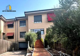Reihenhaus in Soto de Henares. Chalet adosado de ensueño en soto de henares