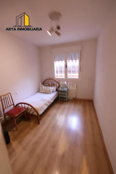 Foto cbb7393f-f294-4efc-a509-2e54acc4e5b1. Planta baja bajo con patio en mancha amarilla. en Torrejón de Ardoz