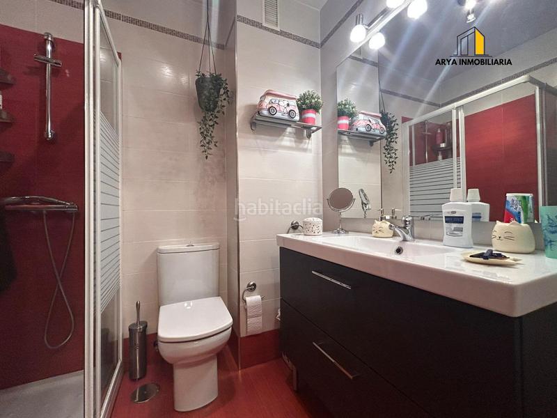 Foto f55f80fd-2ad3-49d3-b029-ca62ff34547e. Dúplex  moderno y espacioso en el corazón de vallecas San Diego, en Madrid