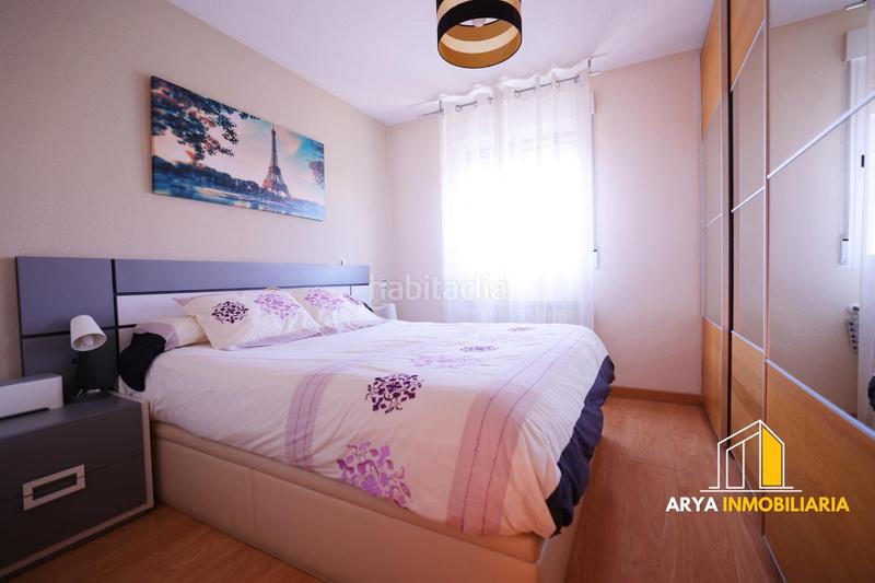 Foto 7ee52c0c-e2ed-424a-b570-367331d8f7bc. Appartamento con riscaldamento piscina in Veredillas Torrejón de Ardoz