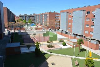 Appartement à Cañada - Mancha Amarilla. Amplio y luminoso piso en soto de henares, torrejon de ardoz  id