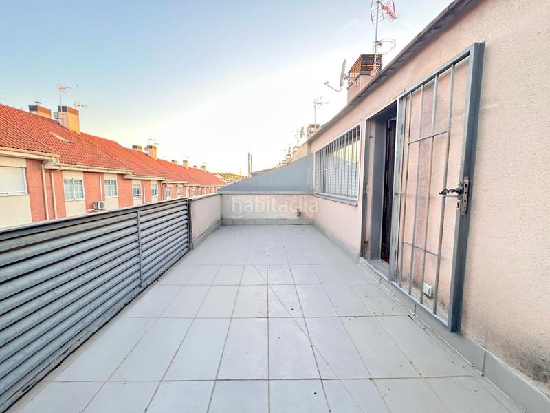 Foto fe4dafbf-53ec-4fc3-9e8c-7e481374375d. Casa adossada amb calefacció aparcament a Loeches