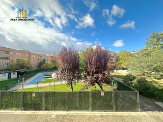 Location Appartement à Parque Cataluña. Piso en alquiler en parque cataluña.