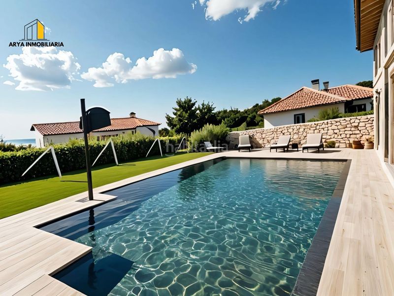 Foto 0add2652-3c10-4b73-9e3c-0269f681eee1. Casa amb aparcament a Galápagos