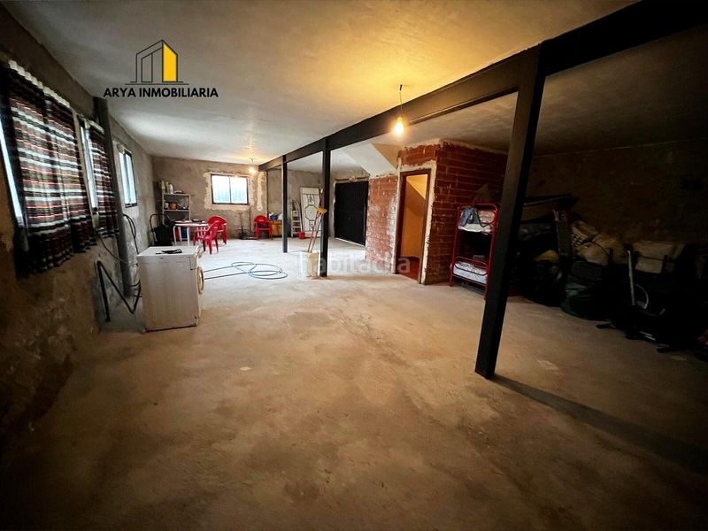 Foto 12fc644b-b152-40b4-a0bd-301fac6e9c9d. Casa amb aparcament a Galápagos