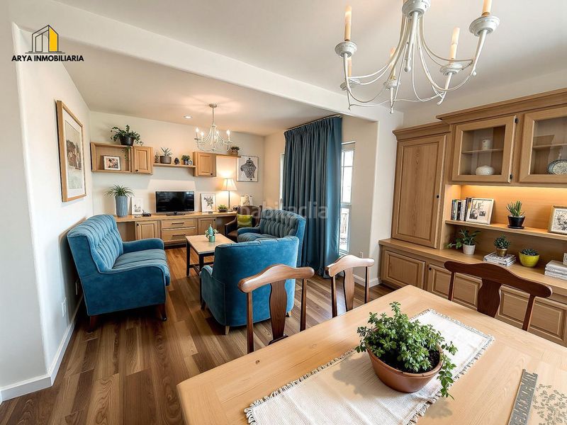 Foto 44ac065c-1b15-4d75-b76b-51426d2b9178. Casa amb aparcament a Galápagos