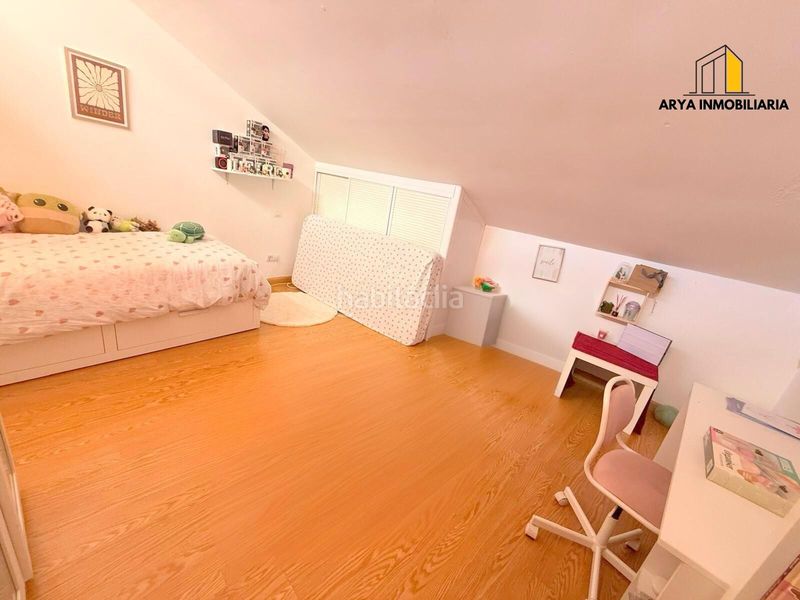 Foto 0e2254e0-6d8c-427a-91c1-1fa993be730b. Dúplex  con plaza de parking y amplios espacios en Loeches