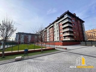 Flat in Virgen del Rosario. Vivienda seminueva en nuevo parque