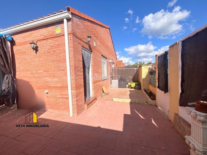 Foto d4e5fe64-bf8c-4a47-bb20-b9785148f7a2. Casa aparellada amb calefacció aparcament a Pioz