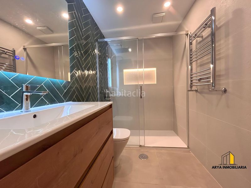 Foto 6e04de9f-ea4b-49a7-a764-e594eb4bd50a. Flat with heating parking pool in Centro Torrejón de Ardoz