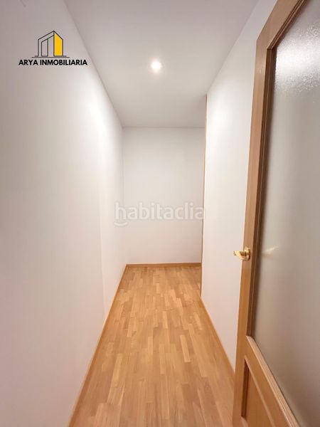 Foto a761c85a-7caa-4789-a872-d135e6c4e20e. Pis amb calefacció aparcament piscina a Centro Torrejón de Ardoz