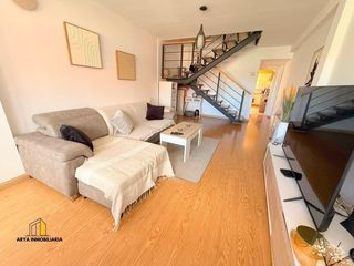 Duplex à Loeches. Dúplex en el casco antiguo de loeches  oportunidad única por 244