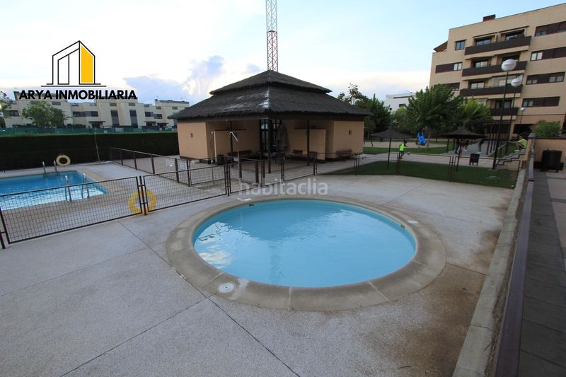 Foto 88458504-3647-460d-b026-927f7e23dbd6. Pis amb calefacció aparcament piscina a Soto de Henares Torrejón de Ardoz
