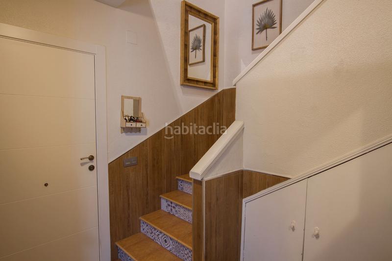 Foto cc09027c-8449-4ee4-a5cc-7b6cddbc4646. Casa adosada precioso chalet adosado de esquina en Chiclana de la Frontera