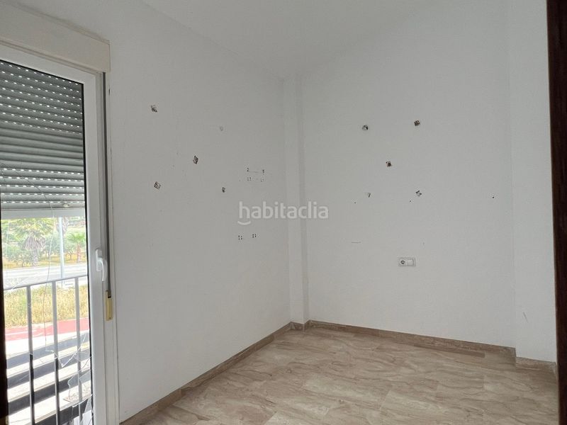 Foto 1c3d4a17-2dd8-4dbd-a533-c79763ed689e. Haus in calle maría luisa domínguez y pérez de vargas 24 in Utrera