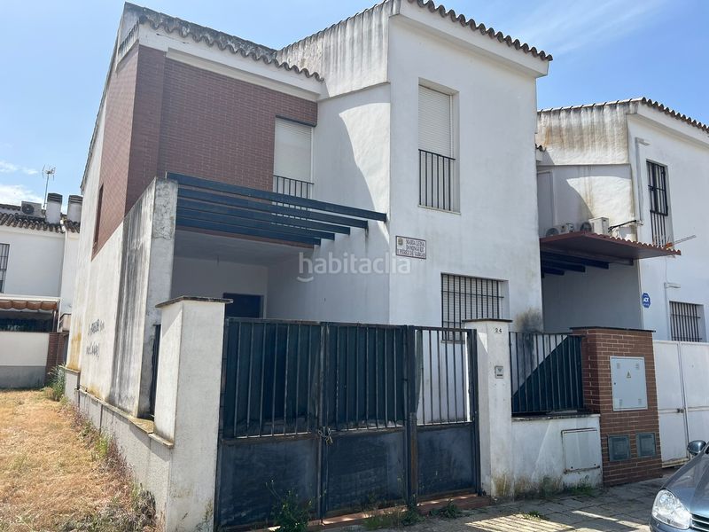 Foto 5f926726-d5ed-40e3-bbf0-04a44ef47307. Haus in calle maría luisa domínguez y pérez de vargas 24 in Utrera