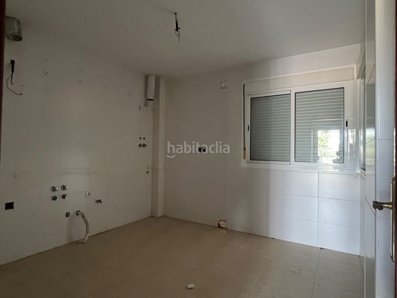 Foto 9755b3b1-296b-4b62-bfe9-775ba65f026a. Haus in calle maría luisa domínguez y pérez de vargas 24 in Utrera