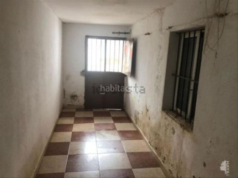 Foto 3cd01729-419c-4c56-84aa-96b2367fc5a0. Casa a schiera in calle erizos 7 in Constantina