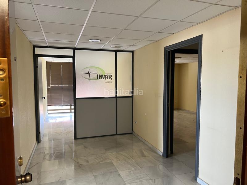 Foto de50be1f-6bfb-4809-bc73-fe528dac2250. Büro in avenida de hytasa 40 in El Plantinar - Avda. La Paz - El Juncal Sevilla