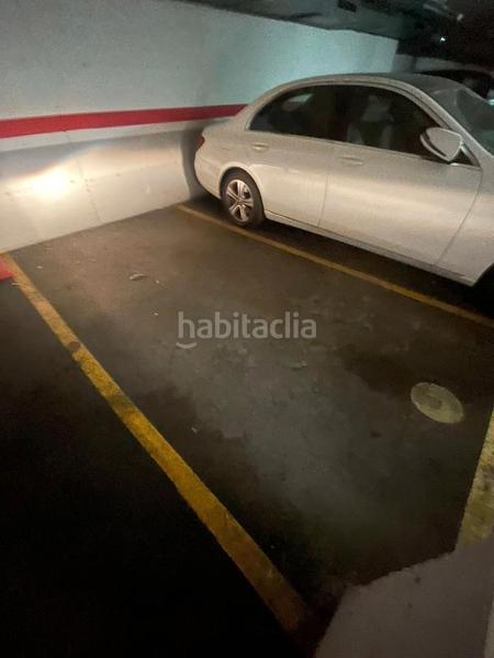 Foto cd20fec8-fc59-402b-a7e2-dc1ff618693b. Aparcament cotxe a L´Antiga Esquerra de l´Eixample Barcelona