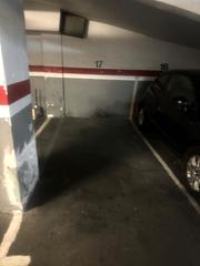 Aparcament cotxe  Carrer de valència. Parking cerca del hospital clinic