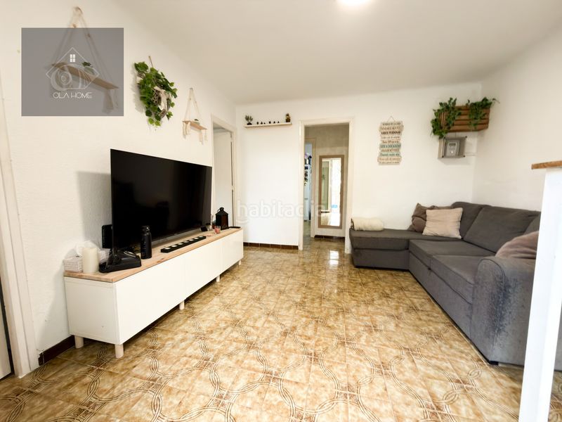 Foto 020d8223-8e1b-4fec-9e52-9854d980be48. Pis amb piscina a El Poal Castelldefels