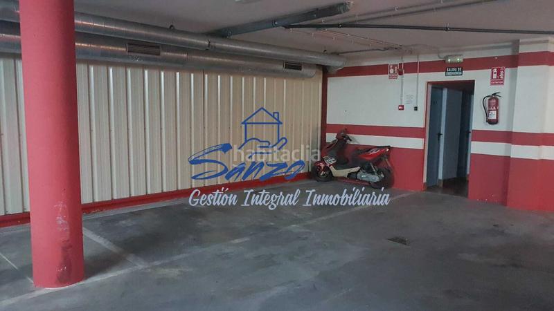 Foto 3300fd21-04f6-4f4e-825e-af13d971515b. Aparcament cotxe a Centro Antequera