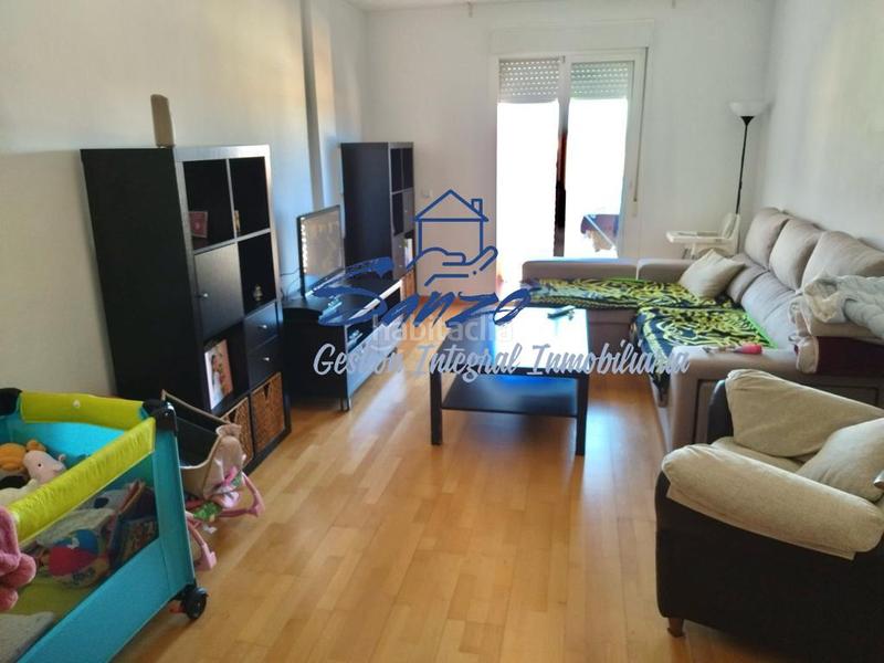 Foto 516af592-e727-4950-aa7a-0a8461f5480b. Pis amb calefacció aparcament piscina a Zona de la Vega Antequera