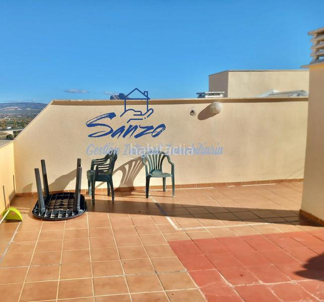 Foto f09c3173-3916-497b-93bf-075c35b0f328. Pis amb calefacció aparcament piscina a Zona de la Vega Antequera