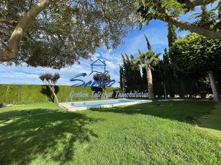 Masia a Centro. Casa de campo en el pontón