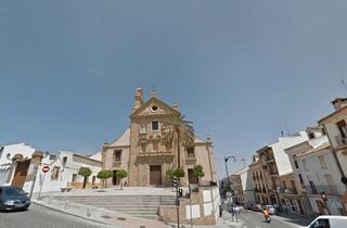 Local commercial à Cueva de Menga. Local comercial en antequera