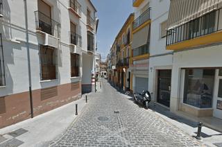 Parking coche en Centro. Plaza de garaje en el centro de antequera