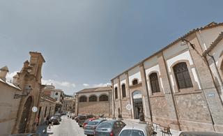 Local commercial à Cueva de Menga. Local en antequera