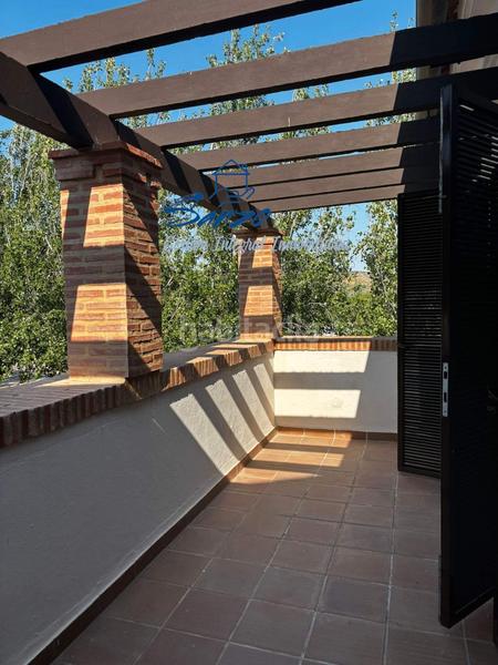 Foto bd1def1b-f7d6-4f92-ac91-c9eb17c16124. Chalet  con piscina en Fuentemora Antequera