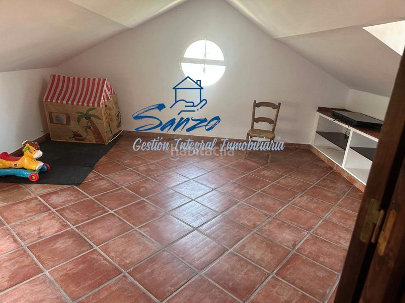 Foto edc7d8a4-f525-4770-8f52-cfbb2f377b21. Chalet  con piscina en Fuentemora Antequera