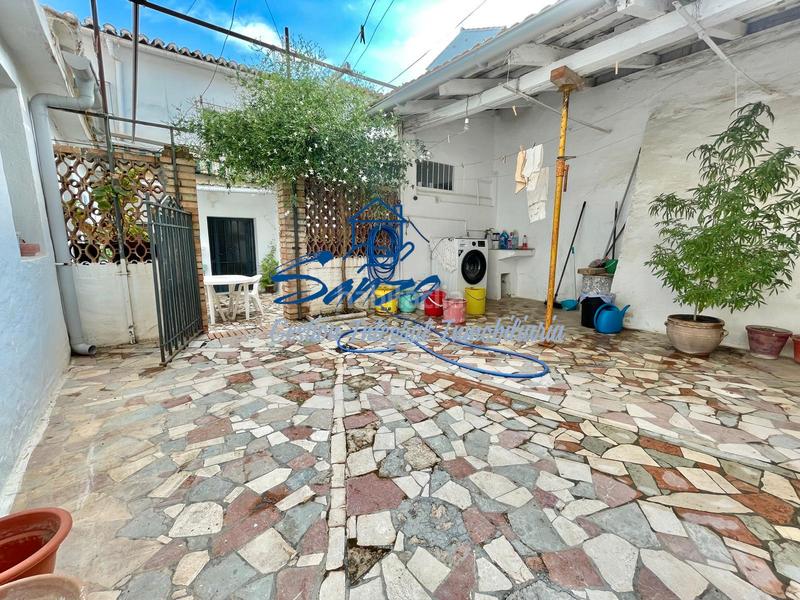 Foto e9b7eb0c-1fa1-40dc-bb29-2c4c5752d103. Casa  en Casco Histórico Antequera