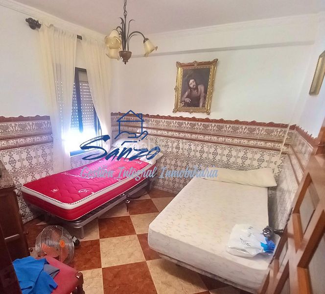 Foto 0f00d80c-a403-4372-9a01-44b929cedead. Casa a Cueva de Menga Antequera