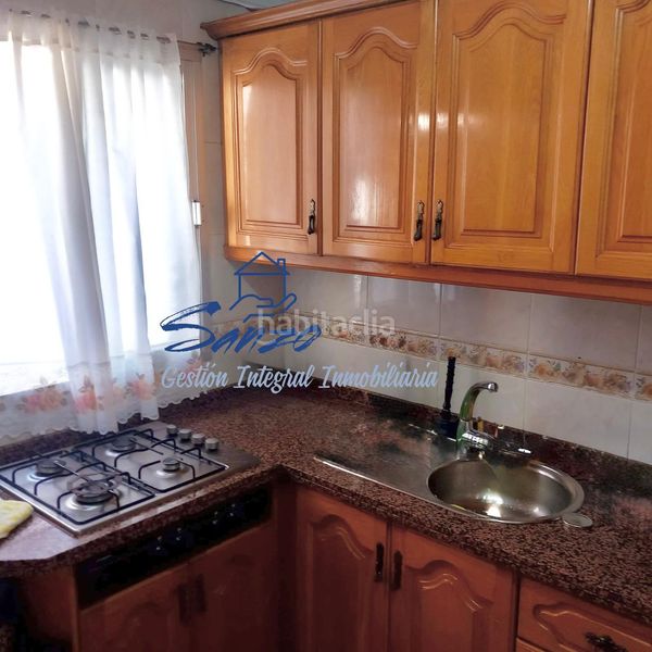 Foto d2dcde6f-8c92-451a-a934-4b12598b9768. Casa a Cueva de Menga Antequera