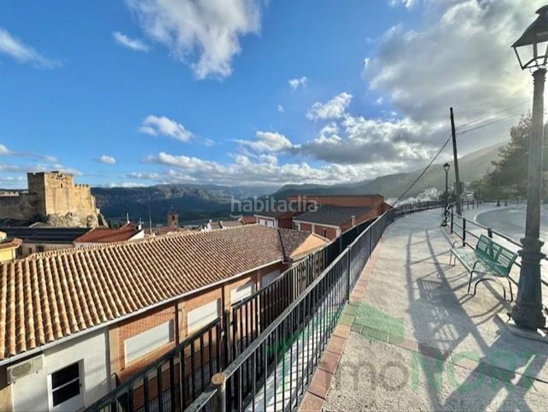 Foto 99348a74-6ee7-48e3-9227-be48959fb3c1. Casa en cm-3206 32 casa en Yeste